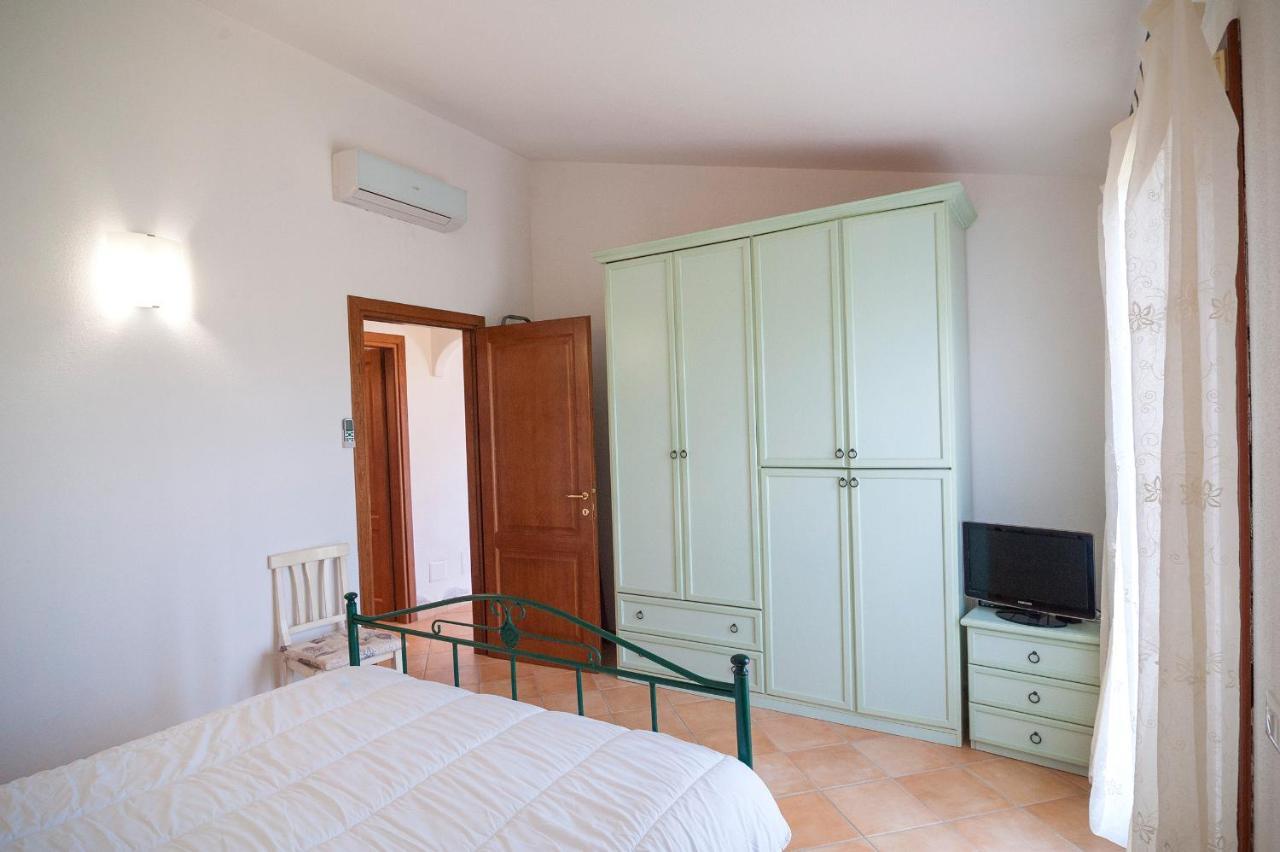 I Villini Di Baia Sant'Anna Apartment Budoni Luaran gambar