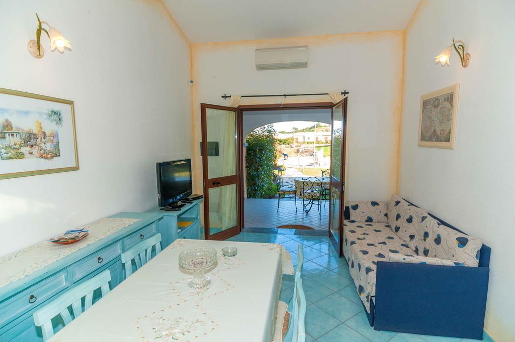 I Villini Di Baia Sant'Anna Apartment Budoni Luaran gambar